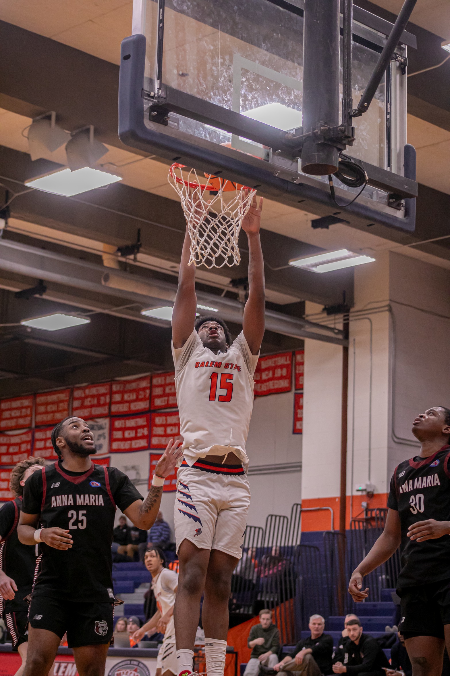 Lancers' Lightening Start Shocks Vikings, 90-75