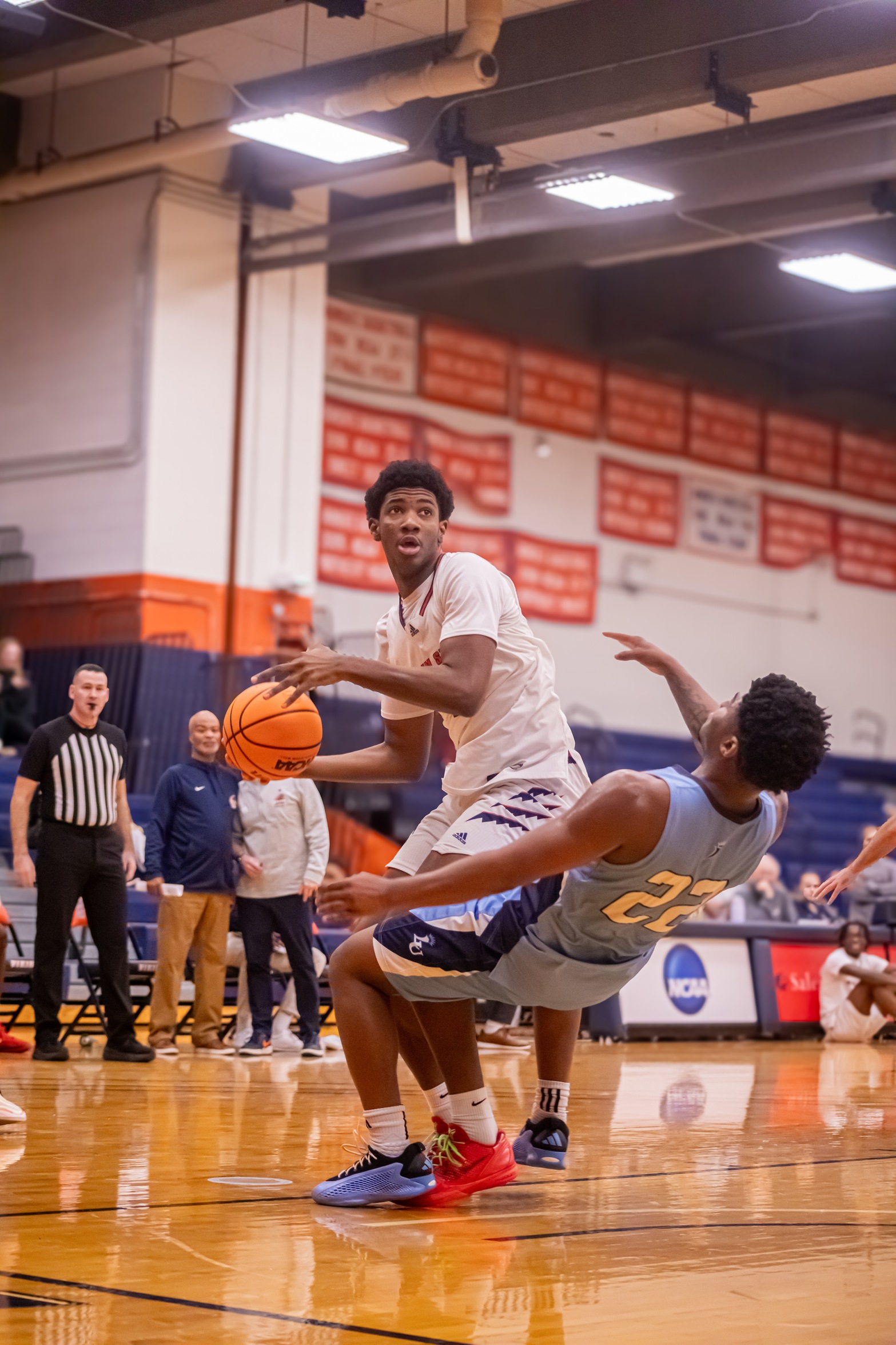 Salem State Outworks Rivier, 71-64