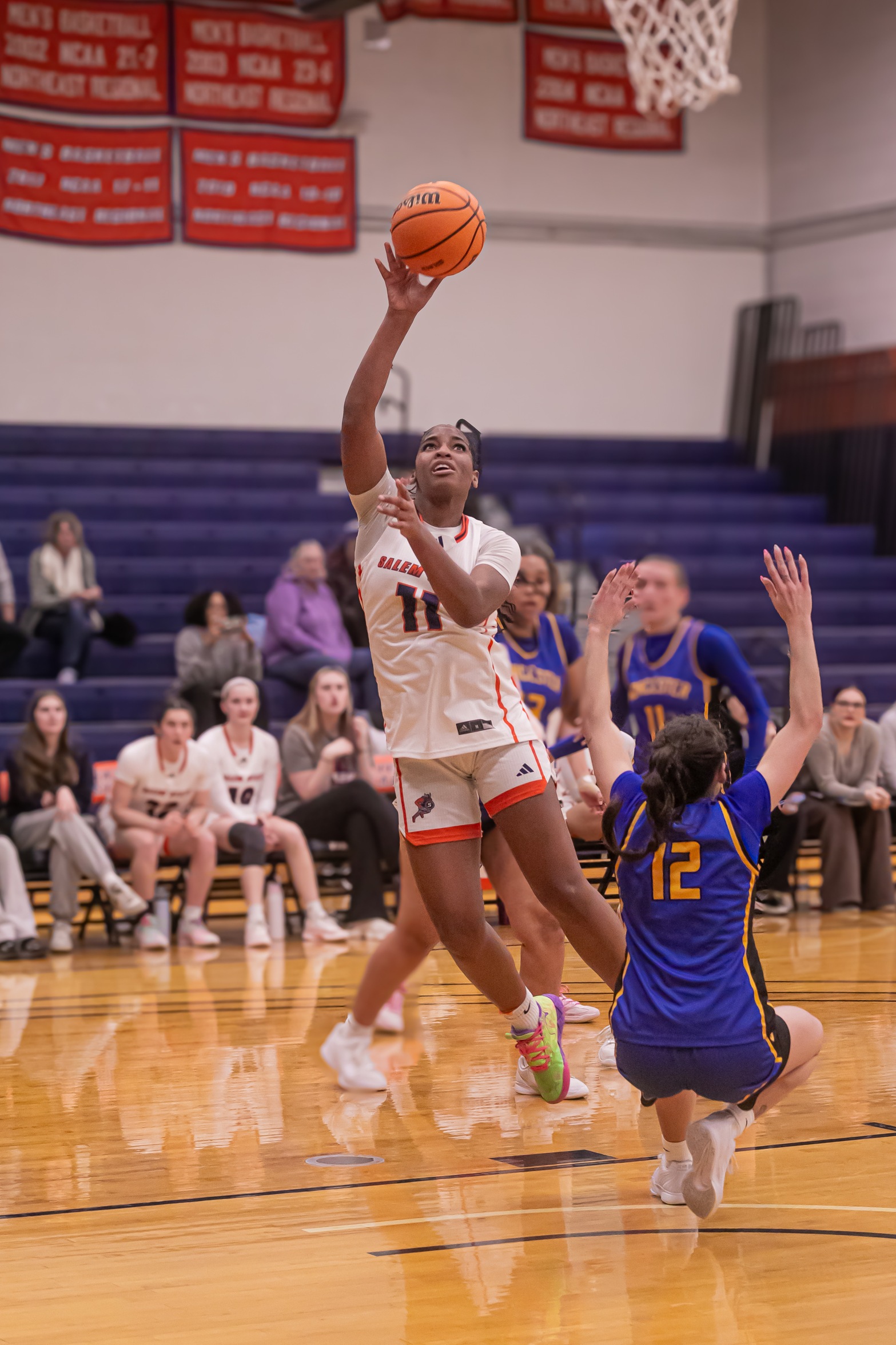 Vikings Edge Lancers in Home Thriller, 60-59
