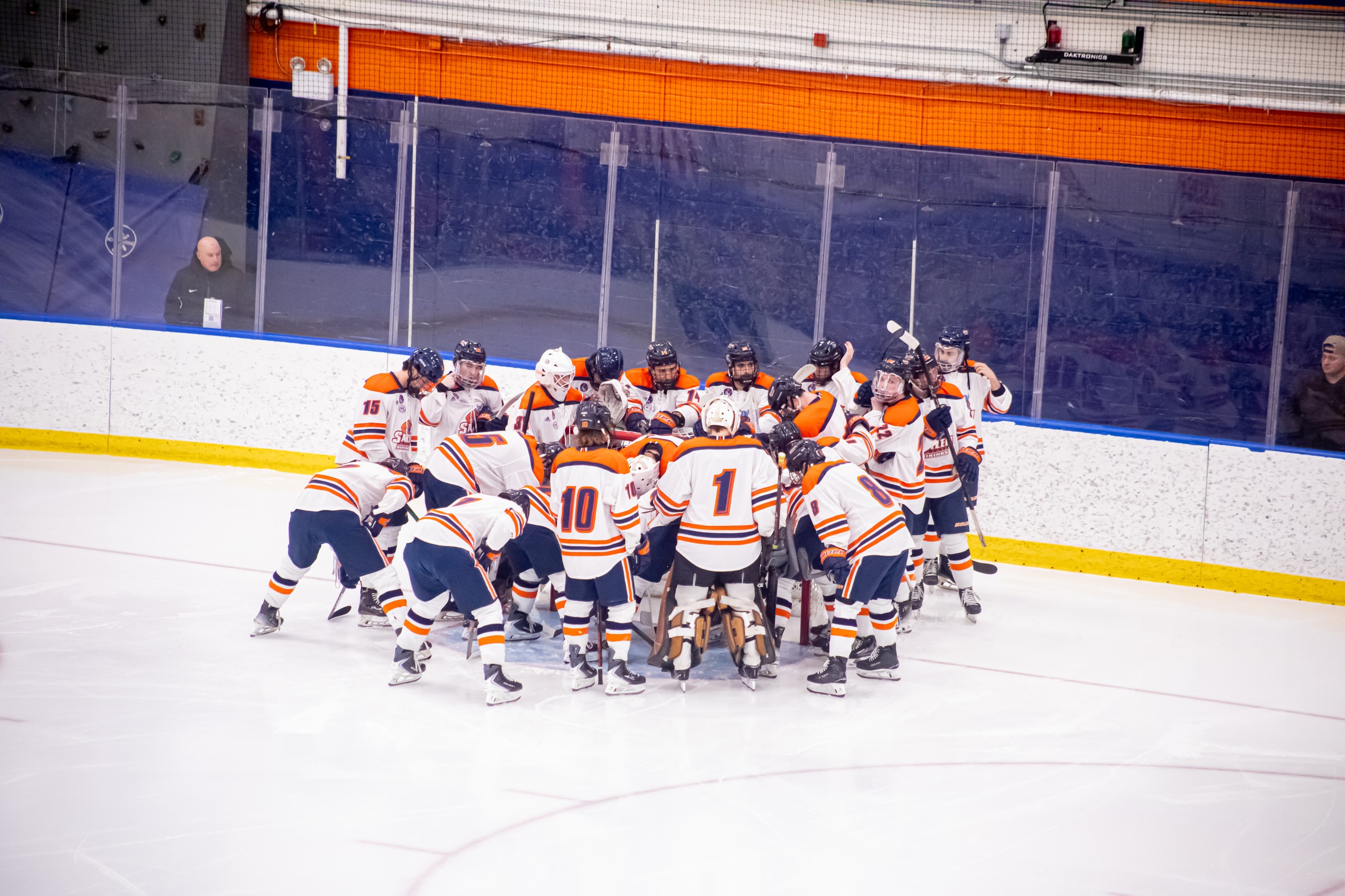 Men&rsquo;s Ice Hockey Secures The Senior Day Victory Against Trailblazers In Regular Season Finale