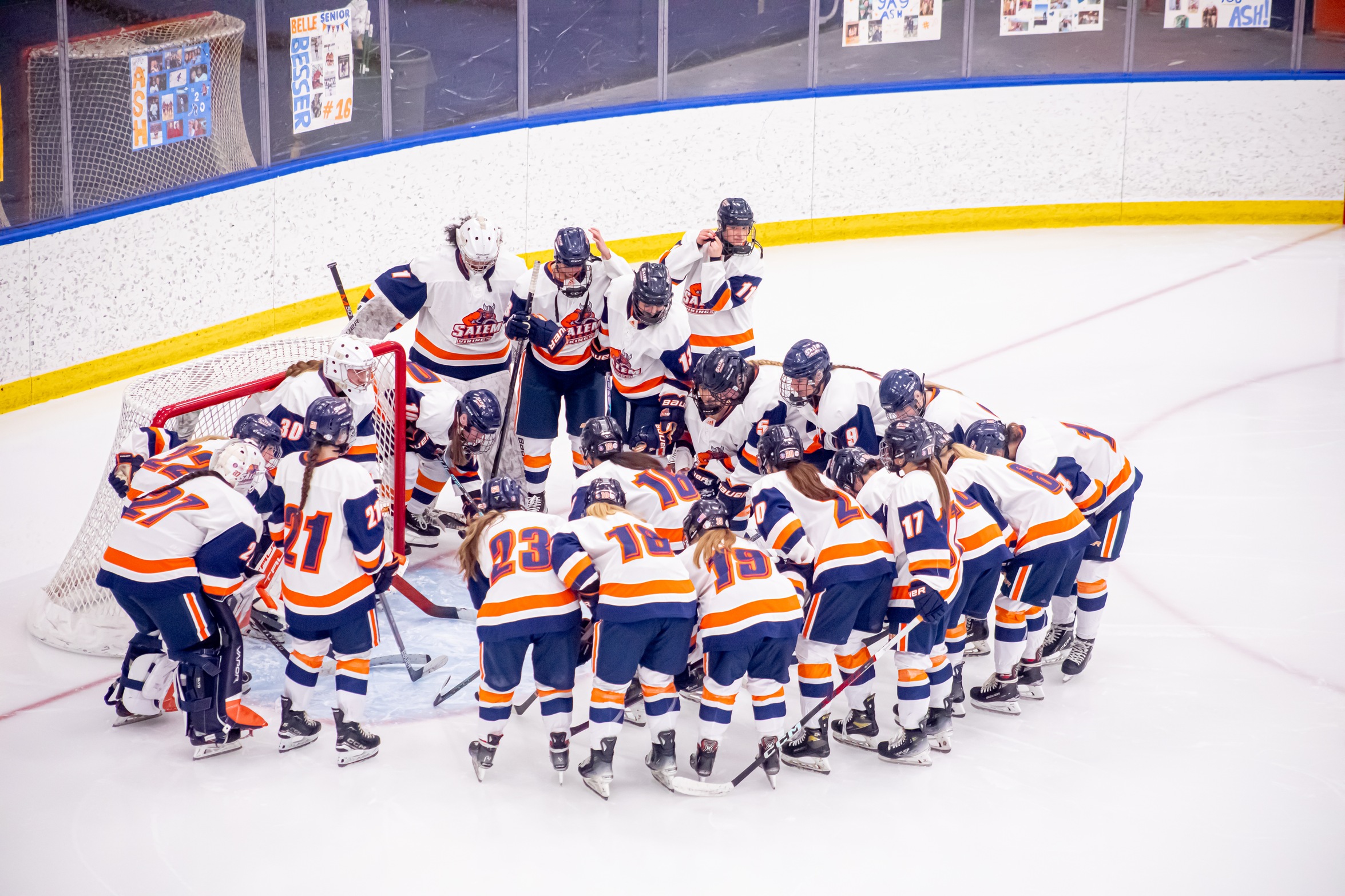Women&rsquo;s Ice Hockey Closes Out Regular Season with 5&ndash;1 Conference Win Over Rams
