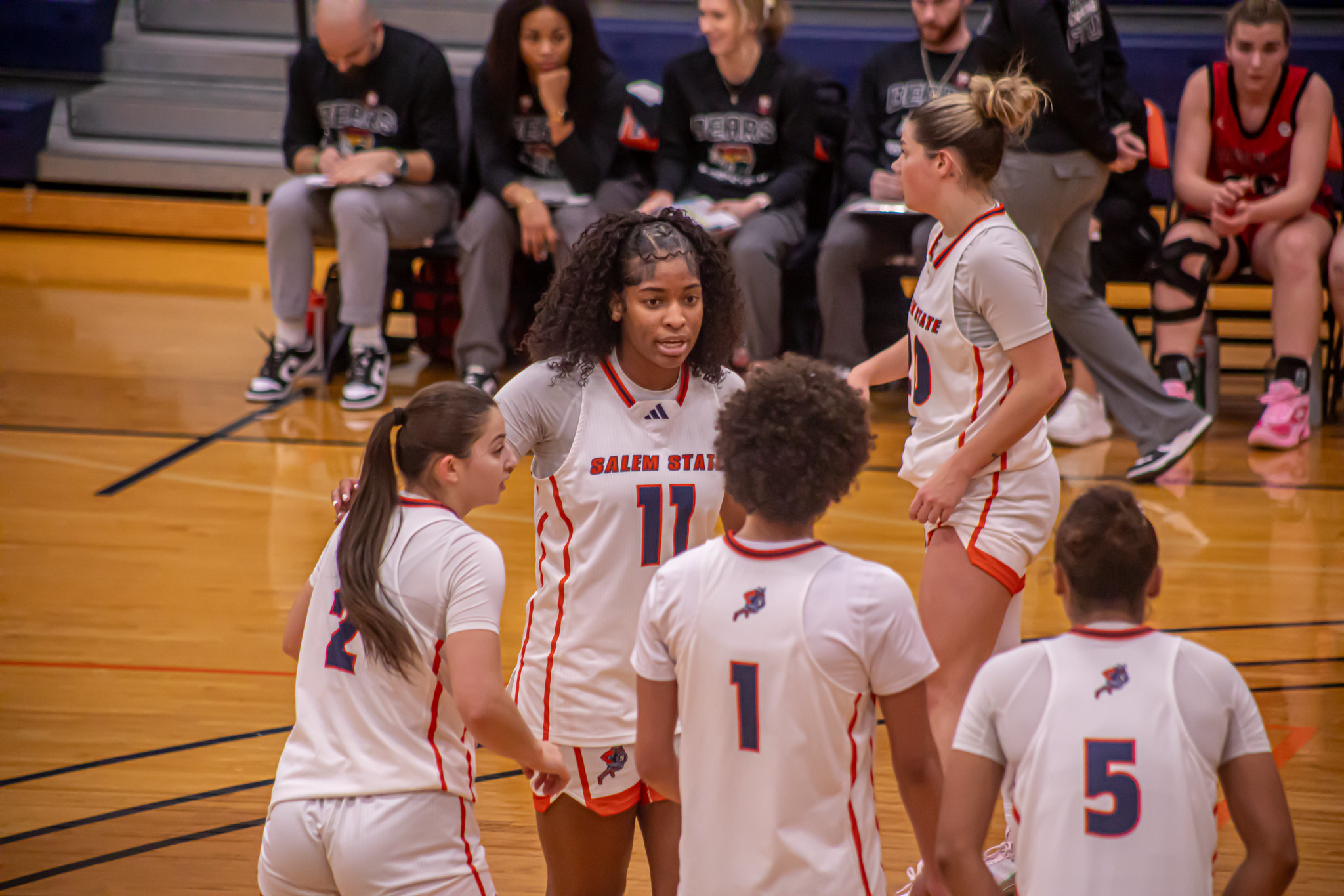 MASCAC SEMFINALS: Women's Basketball Rally Falls Short at Framingham State, 60-56