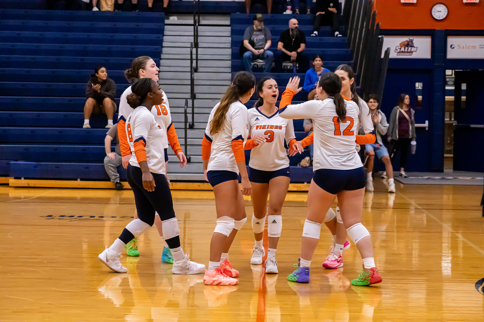 Women's Volleyball Caps Off Regular Season in 3-1 Win Over Mass. Maritime